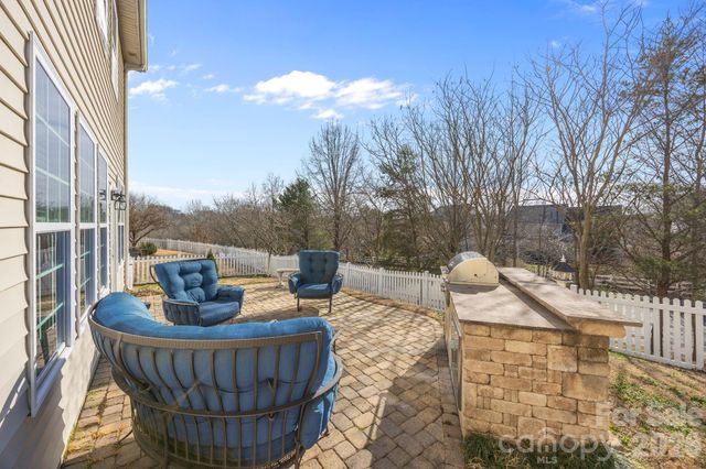 11120 Hat Creek Lane, Davidson, NC 28036