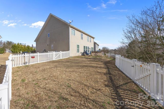 11120 Hat Creek Lane, Davidson, NC 28036