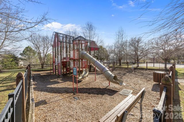 11120 Hat Creek Lane, Davidson, NC 28036