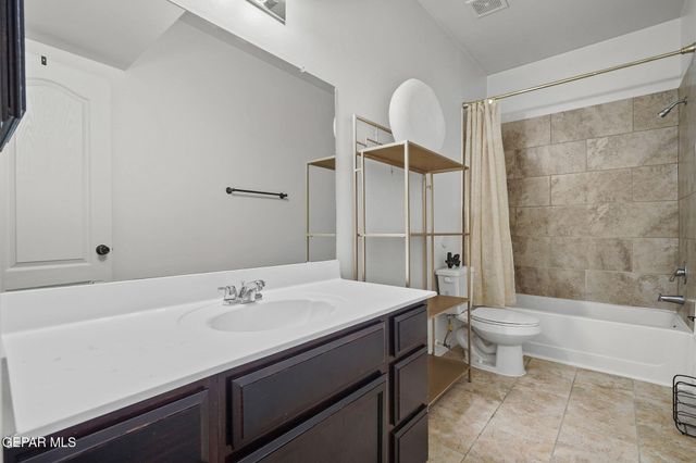 13760 Blackburn Avenue, Horizon City, TX 79928