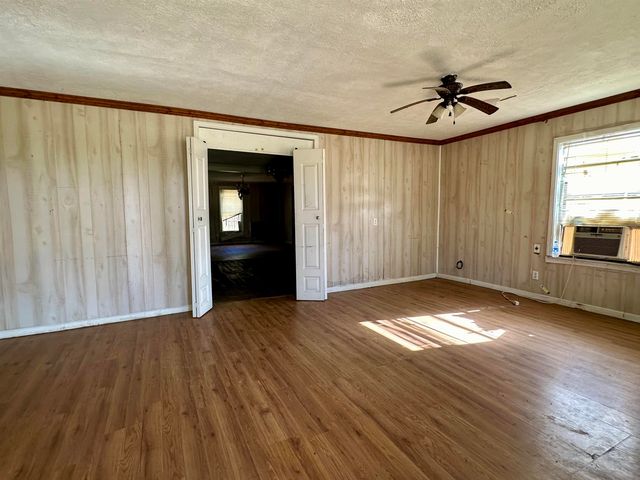 45 HWY, Selmer, TN 38375