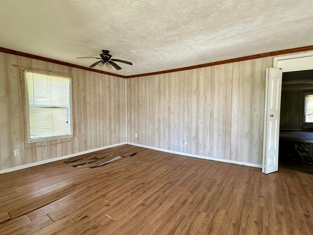45 HWY, Selmer, TN 38375