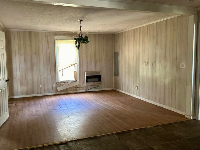 45 HWY, Selmer, TN 38375