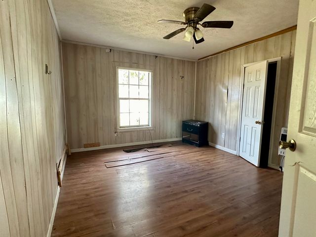 45 HWY, Selmer, TN 38375