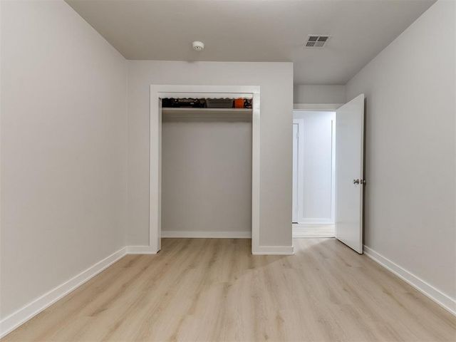 2720 Chaucer Drive, The Village, OK 73120
