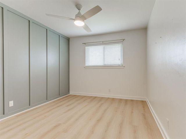 2720 Chaucer Drive, The Village, OK 73120