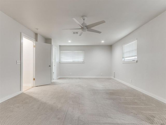 2720 Chaucer Drive, The Village, OK 73120