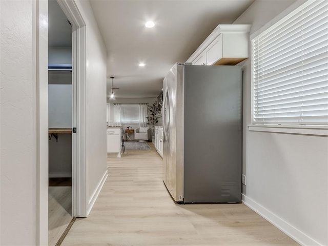 2720 Chaucer Drive, The Village, OK 73120