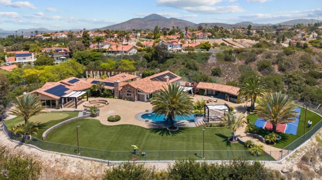 1541 Country Vistas, Bonita, CA 91902