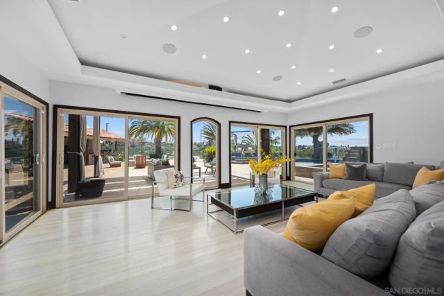 1541 Country Vistas, Bonita, CA 91902