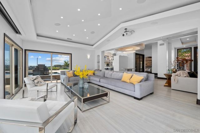 1541 Country Vistas, Bonita, CA 91902