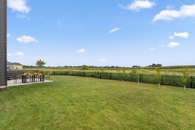 7027 182nd Street W, Lakeville, MN 55044