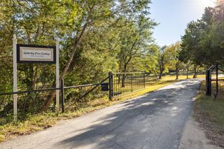 222 Winn Valley DR, Wimberley, TX 78676