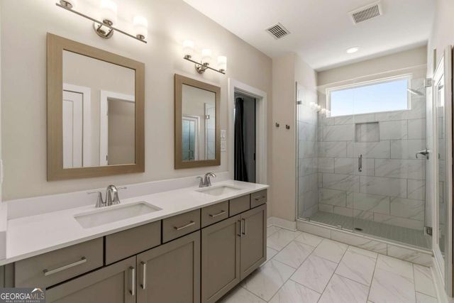 615 Fair View Circle, Roswell, GA 30076