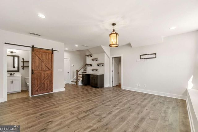 615 Fair View Circle, Roswell, GA 30076