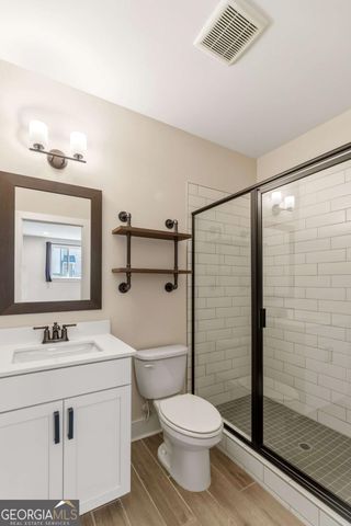 615 Fair View Circle, Roswell, GA 30076