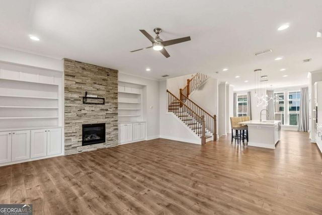 615 Fair View Circle, Roswell, GA 30076