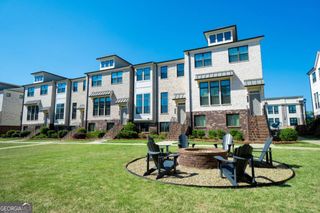 615 Fair View Circle, Roswell, GA 30076