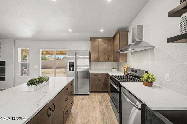 9910 E Gray Hawk Drive, Tucson, AZ 85730