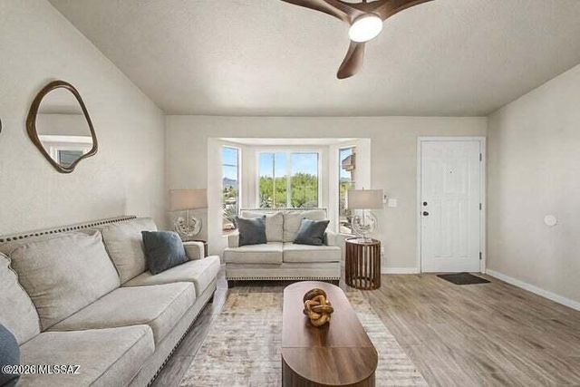 9910 E Gray Hawk Drive, Tucson, AZ 85730