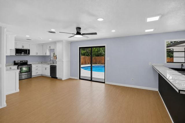 5473 Wayside Avenue, Fort Worth, TX 76134