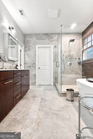 11715 Stratham Drive, Alpharetta, GA 30009