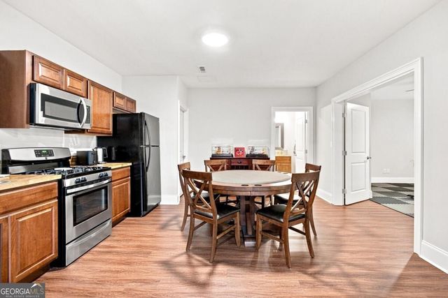 11715 Stratham Drive, Alpharetta, GA 30009