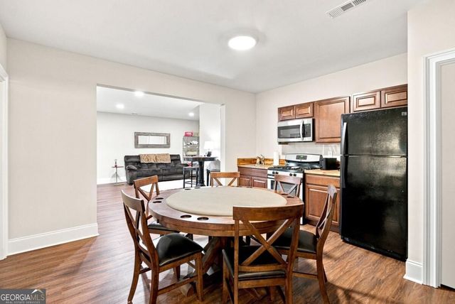 11715 Stratham Drive, Alpharetta, GA 30009