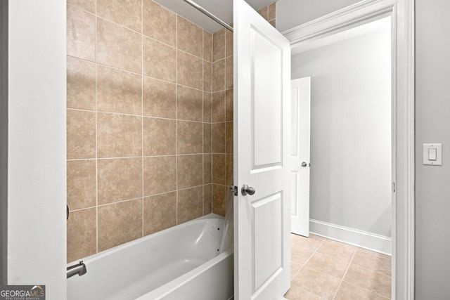 11715 Stratham Drive, Alpharetta, GA 30009
