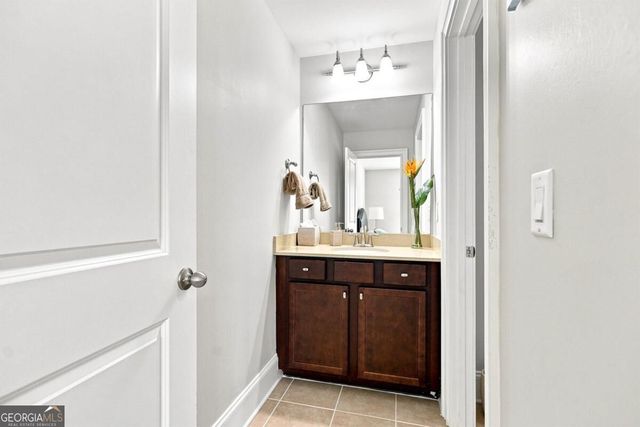 11715 Stratham Drive, Alpharetta, GA 30009