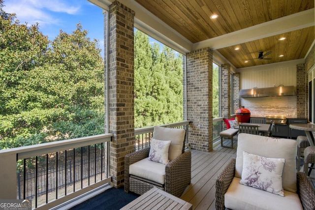 11715 Stratham Drive, Alpharetta, GA 30009