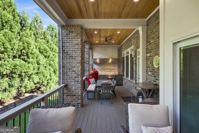 11715 Stratham Drive, Alpharetta, GA 30009
