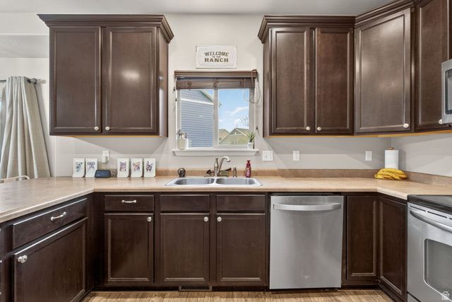 3957 W JORDAN VIEW DR, Lehi, UT 84043