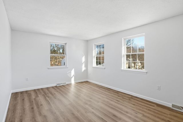 22 Pheasant Drive, Springfield, MA 01119