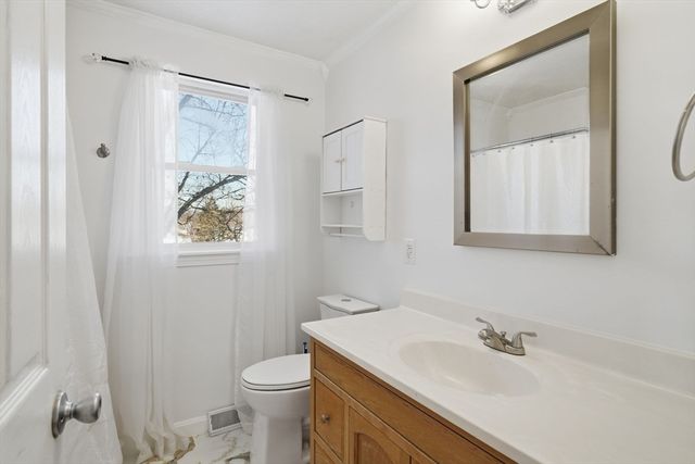 22 Pheasant Drive, Springfield, MA 01119