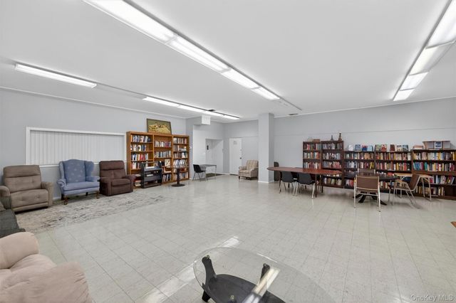 1 Lakeview Drive 1P, Peekskill, NY 10566