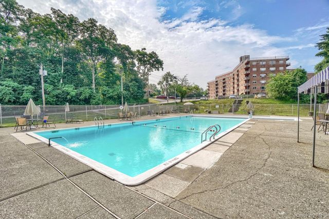 1 Lakeview Drive 1P, Peekskill, NY 10566