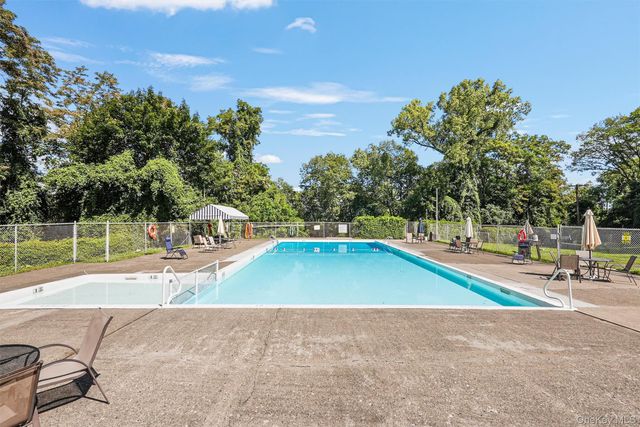 1 Lakeview Drive 1P, Peekskill, NY 10566