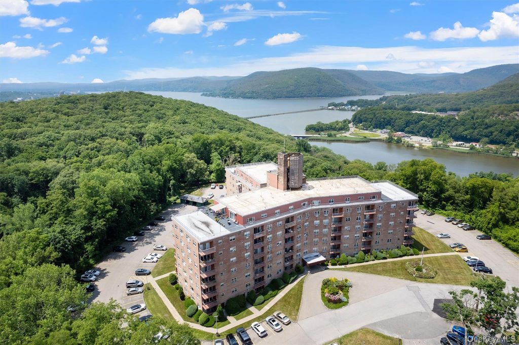 1 Lakeview Drive 1P, Peekskill, NY 10566