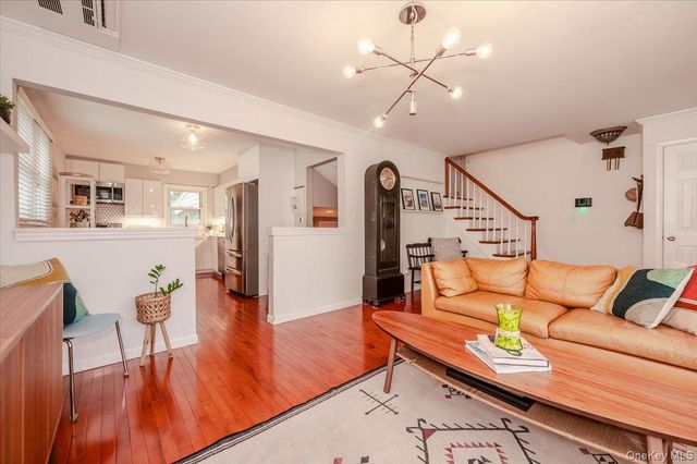 132 Litchfield Avenue, Babylon, NY 11702