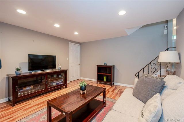 132 Litchfield Avenue, Babylon, NY 11702