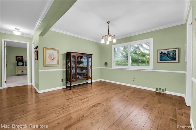 1711 Huntingwood Lane C, Bloomfield Charter Township, MI 48304