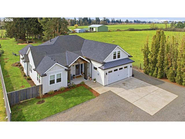 19065 Ne BEAVER Ln, Aurora, OR 97002