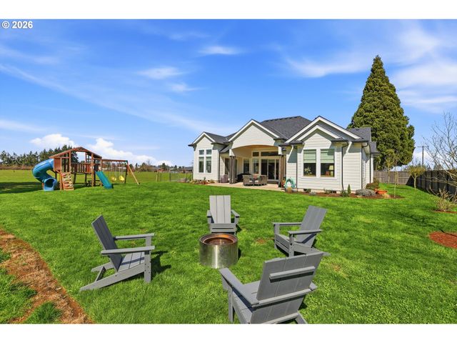 19065 Ne BEAVER Ln, Aurora, OR 97002