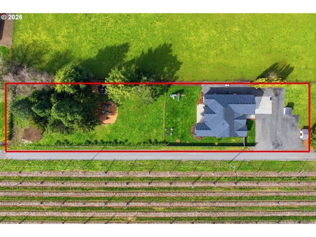 19065 Ne BEAVER Ln, Aurora, OR 97002