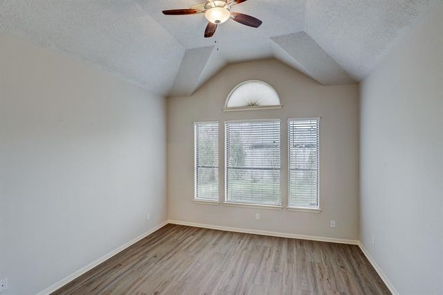 3126 Pebble Bay Drive, League City, TX 77573