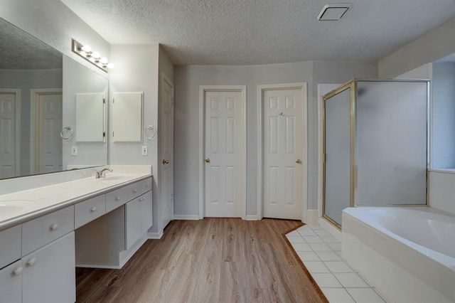 3126 Pebble Bay Drive, League City, TX 77573