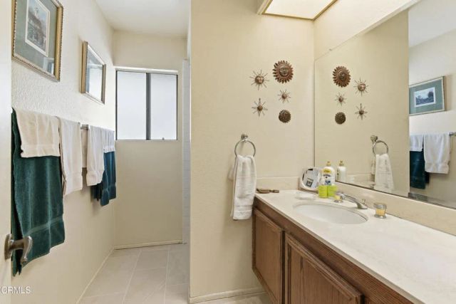 3825 Skycrest Drive, Pasadena, CA 91107