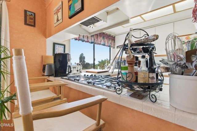 3825 Skycrest Drive, Pasadena, CA 91107