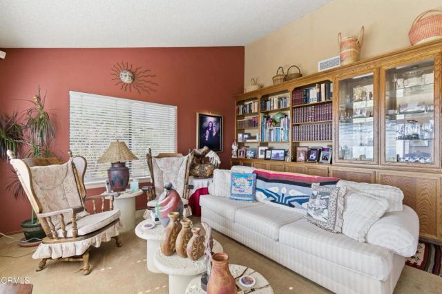 3825 Skycrest Drive, Pasadena, CA 91107